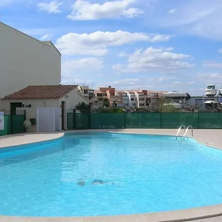 T2 Idealement Situe Bord De Plage Et Piscine *